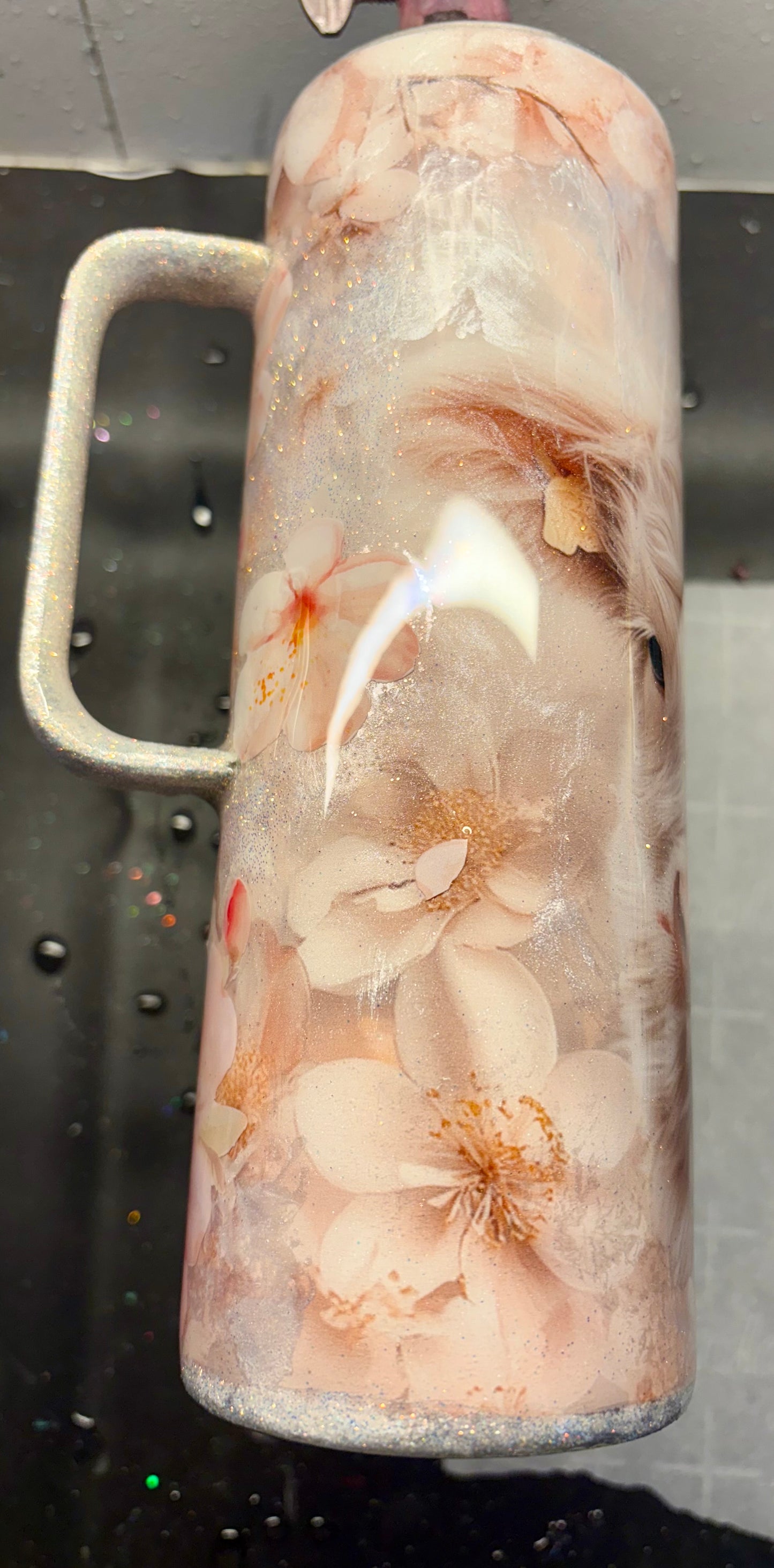 20 oz stainless steel tumbler with handle and adorable highland cow vinyl print with flowers